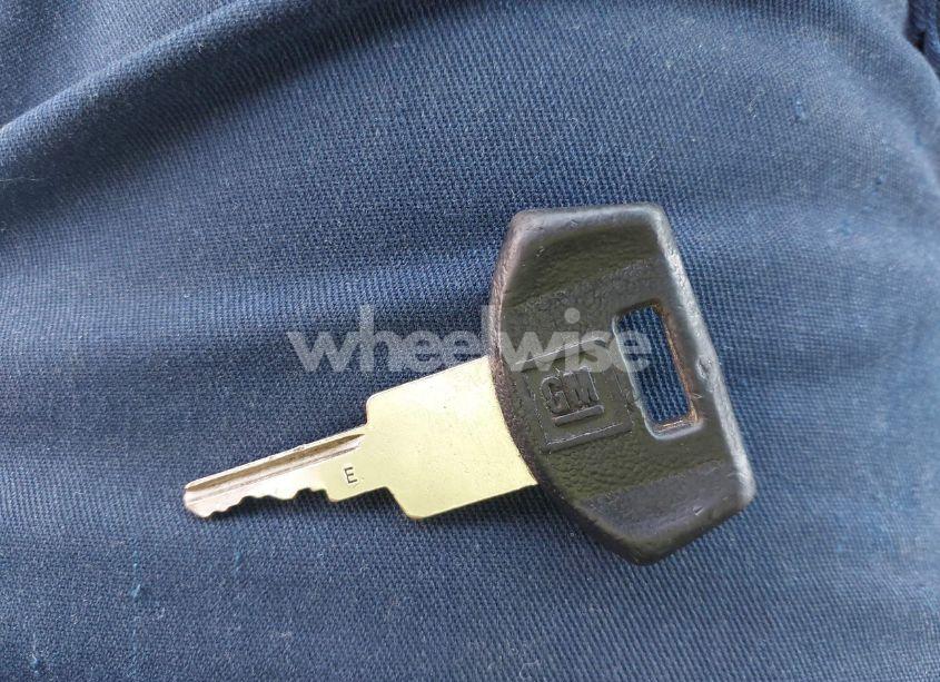 Photo 11 of 1992 Pontiac Grand PRIX LE (VIN 1G2WH54T9NF318762)