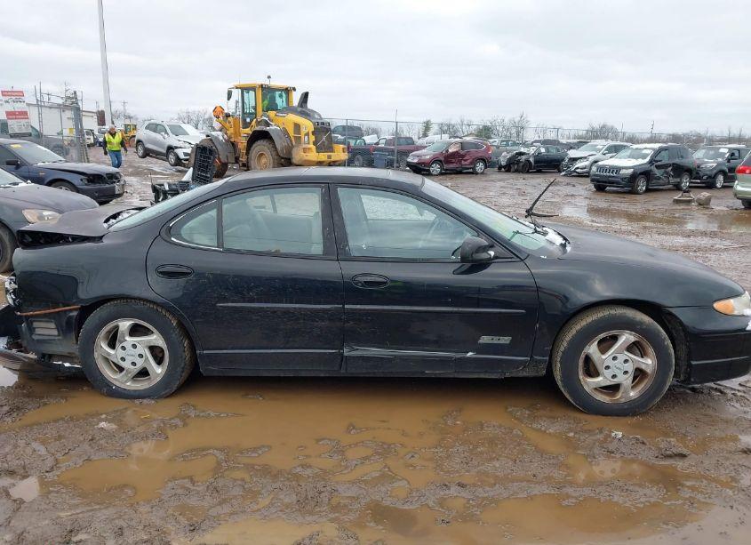 Photo 13 of 1998 Pontiac Grand PRIX SE (VIN 1G2WJ52K3WF237448)