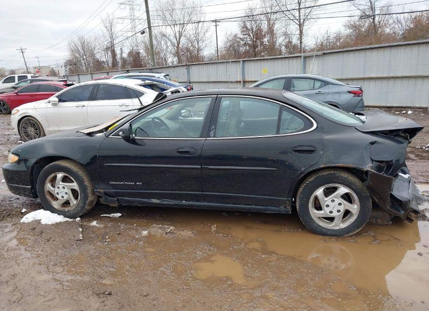 Photo 14 of 1998 Pontiac Grand PRIX SE (VIN 1G2WJ52K3WF237448)