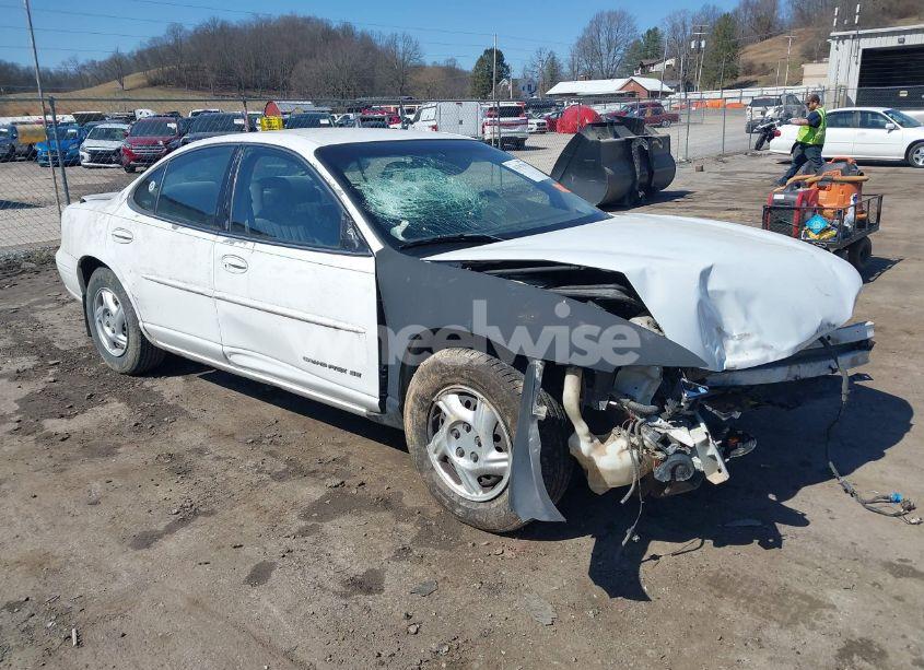 1998 Pontiac Grand PRIX SE (VIN 1G2WJ52M3WF281886) main photo