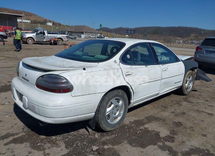 Photo 4 of 1998 Pontiac Grand PRIX SE (VIN 1G2WJ52M3WF281886)