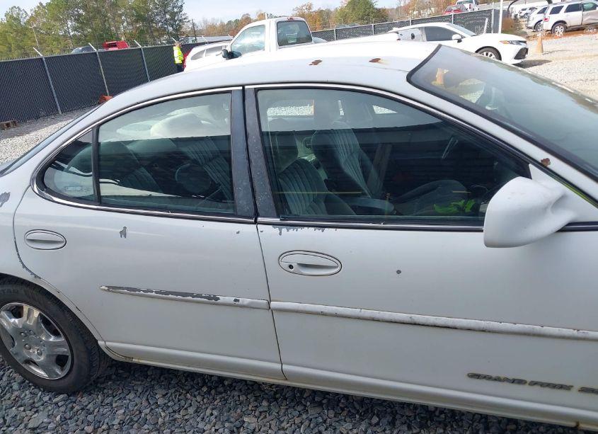 Photo 15 of 1998 Pontiac Grand PRIX SE (VIN 1G2WJ52M7WF279462)