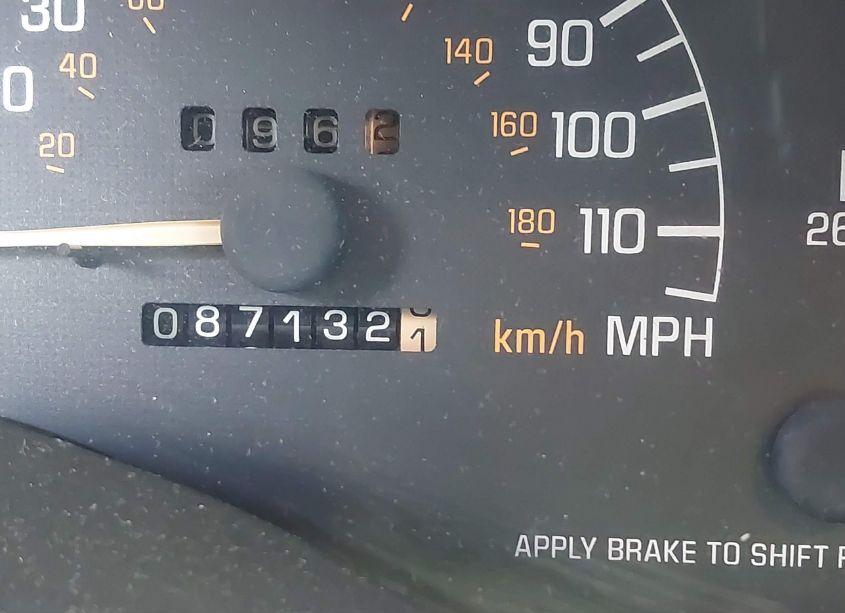 Photo 15 of 2002 Pontiac Grand PRIX SE (VIN 1G2WK52J02F245778)