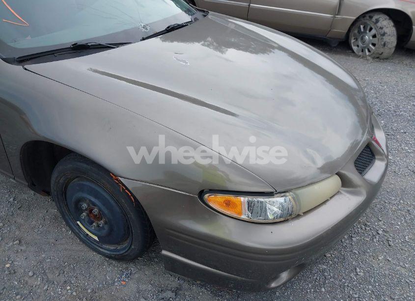 Photo 11 of 2001 Pontiac Grand PRIX SE (VIN 1G2WK52J21F162657)