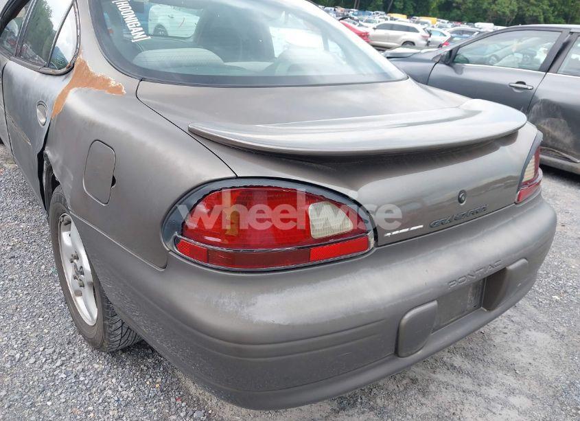 Photo 14 of 2001 Pontiac Grand PRIX SE (VIN 1G2WK52J21F162657)