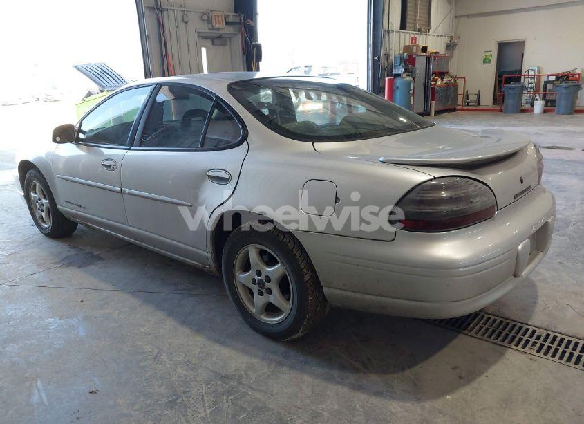 Photo 3 of 2002 Pontiac Grand PRIX SE (VIN 1G2WK52J22F154012)