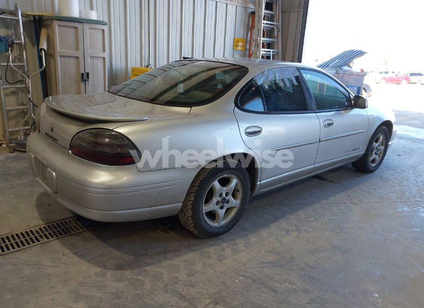 Photo 4 of 2002 Pontiac Grand PRIX SE (VIN 1G2WK52J22F154012)