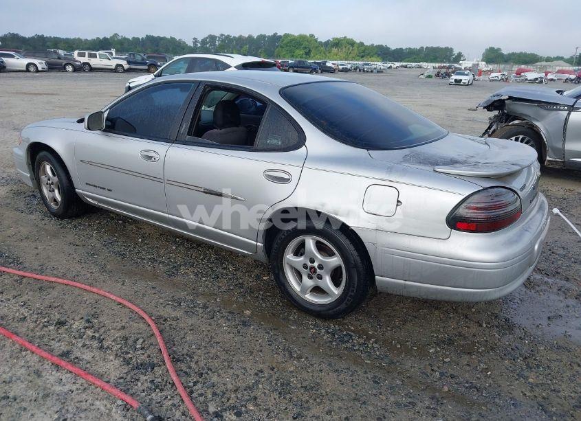 Photo 3 of 2002 Pontiac Grand PRIX SE (VIN 1G2WK52J42F124302)