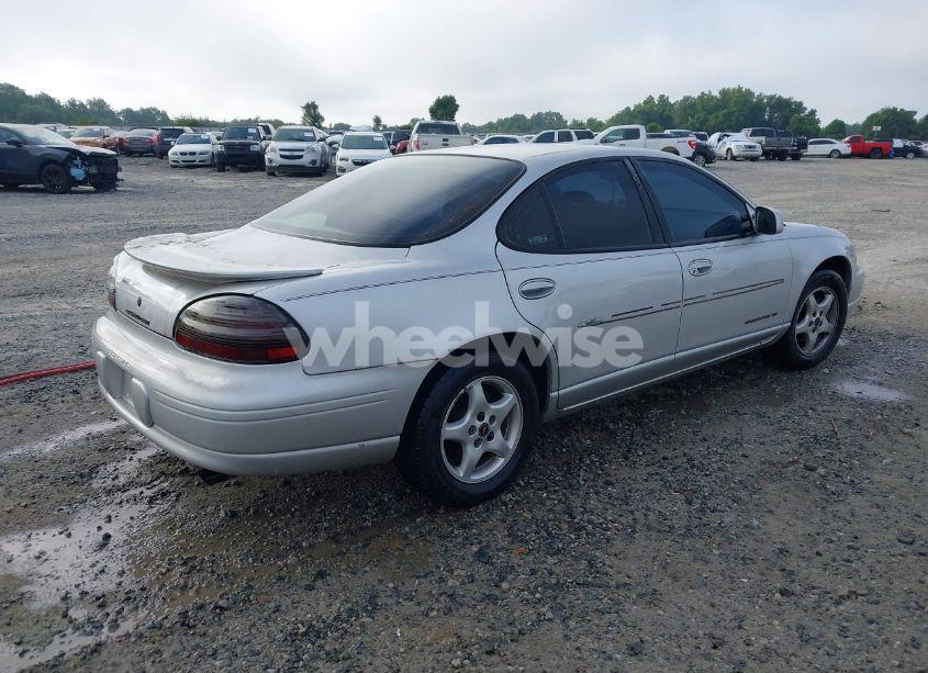 Photo 4 of 2002 Pontiac Grand PRIX SE (VIN 1G2WK52J42F124302)