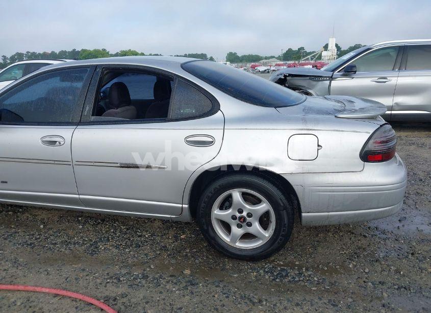 Photo 6 of 2002 Pontiac Grand PRIX SE (VIN 1G2WK52J42F124302)