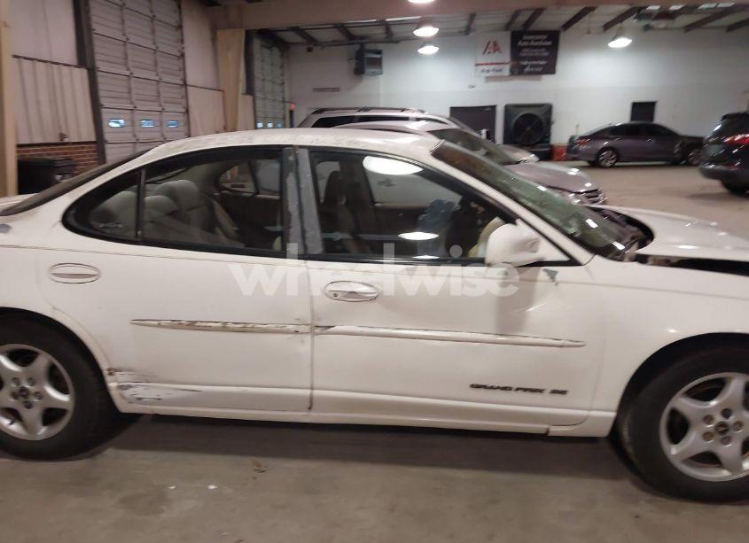 Photo 13 of 2002 Pontiac Grand PRIX SE (VIN 1G2WK52J62F164302)