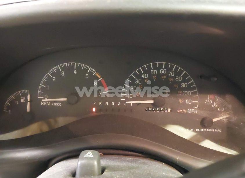 Photo 15 of 2002 Pontiac Grand PRIX SE (VIN 1G2WK52J62F164302)