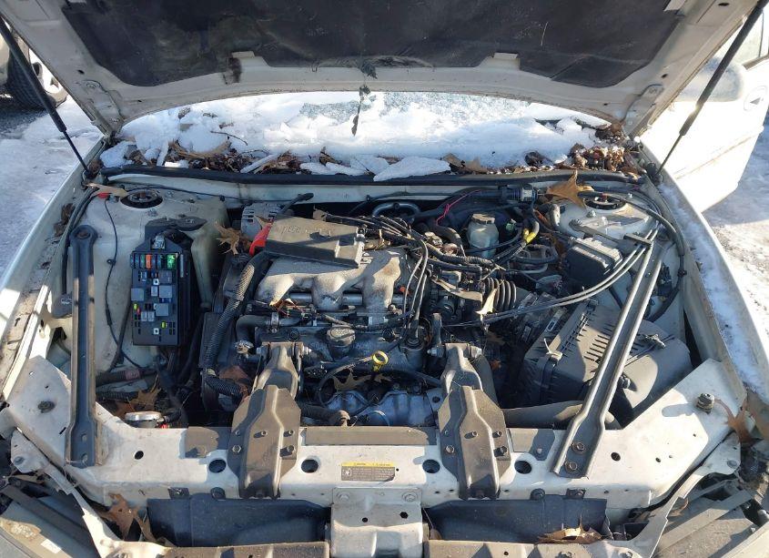 Photo 10 of 2002 Pontiac Grand PRIX SE (VIN 1G2WK52J62F247714)