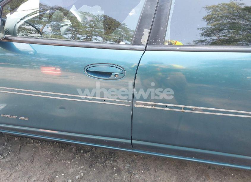 Photo 6 of 2002 Pontiac Grand PRIX SE (VIN 1G2WK52J72F179097)