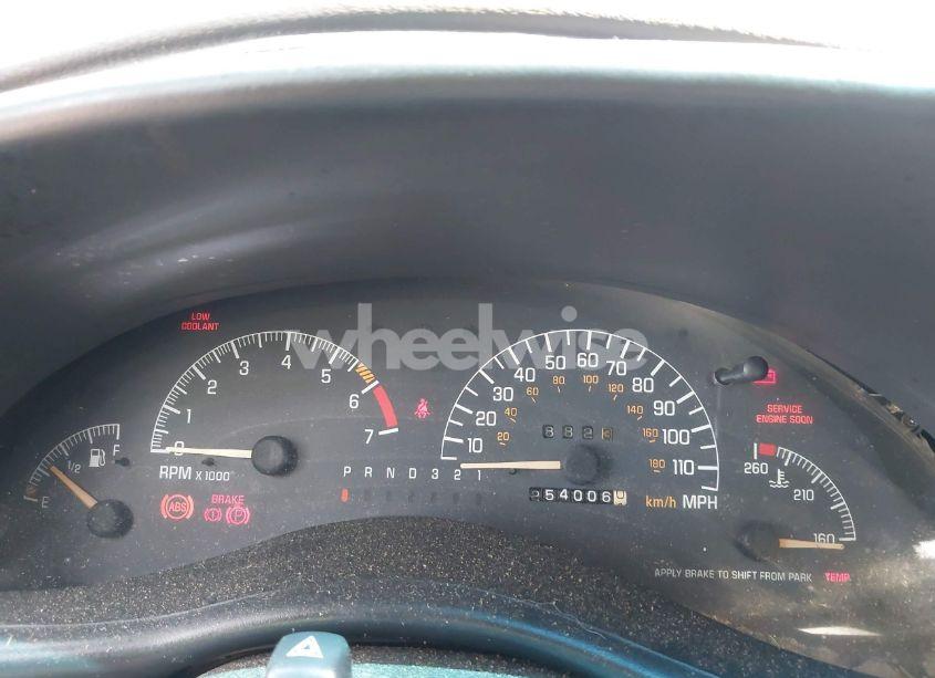 Photo 7 of 2002 Pontiac Grand PRIX SE (VIN 1G2WK52J72F179097)