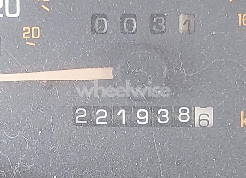 Photo 7 of 2002 Pontiac Grand PRIX SE (VIN 1G2WK52J72F264067)