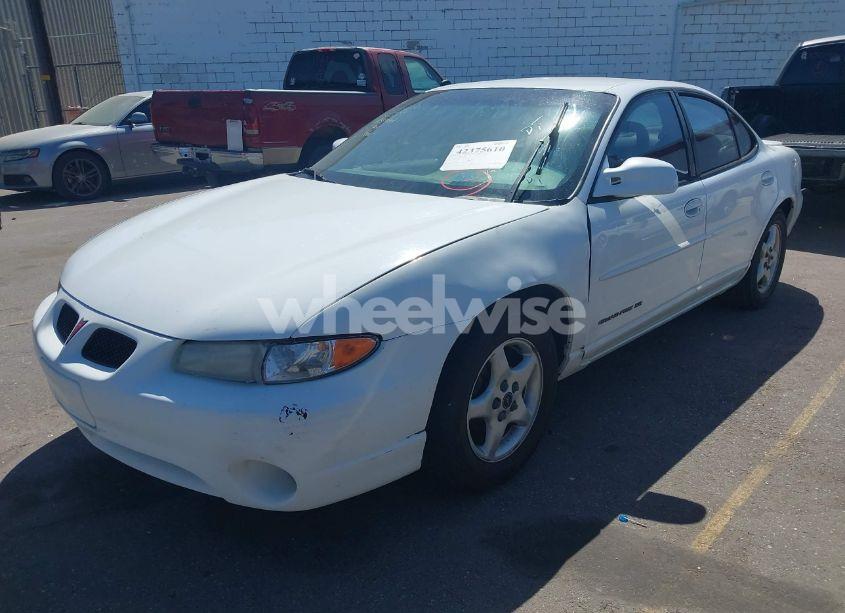 Photo 2 of 2000 Pontiac Grand PRIX SE (VIN 1G2WK52J7YF351122)