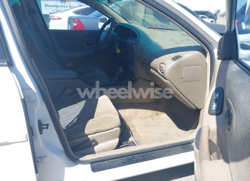 Photo 5 of 2000 Pontiac Grand PRIX SE (VIN 1G2WK52J7YF351122)