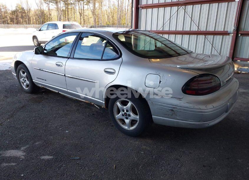 Photo 3 of 2002 Pontiac Grand PRIX SE (VIN 1G2WK52J92F258268)