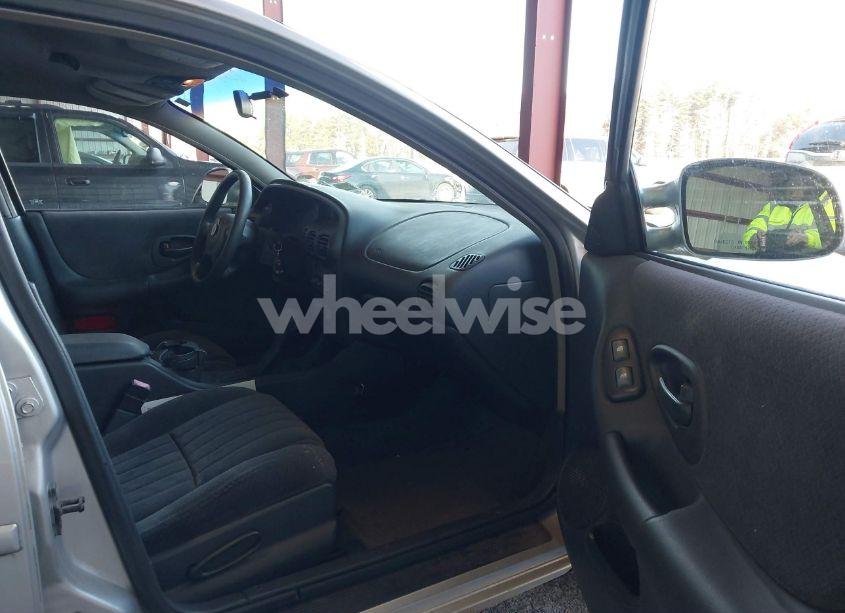 Photo 5 of 2002 Pontiac Grand PRIX SE (VIN 1G2WK52J92F258268)