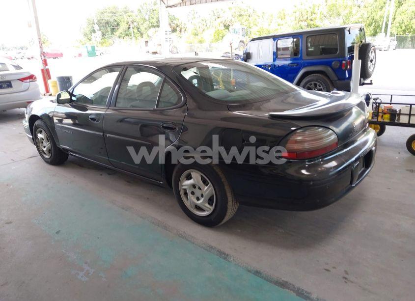 Photo 3 of 2003 Pontiac Grand PRIX SE (VIN 1G2WK52J93F138701)