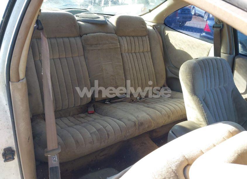 Photo 8 of 1998 Pontiac Grand PRIX GT (VIN 1G2WP1210WF219519)