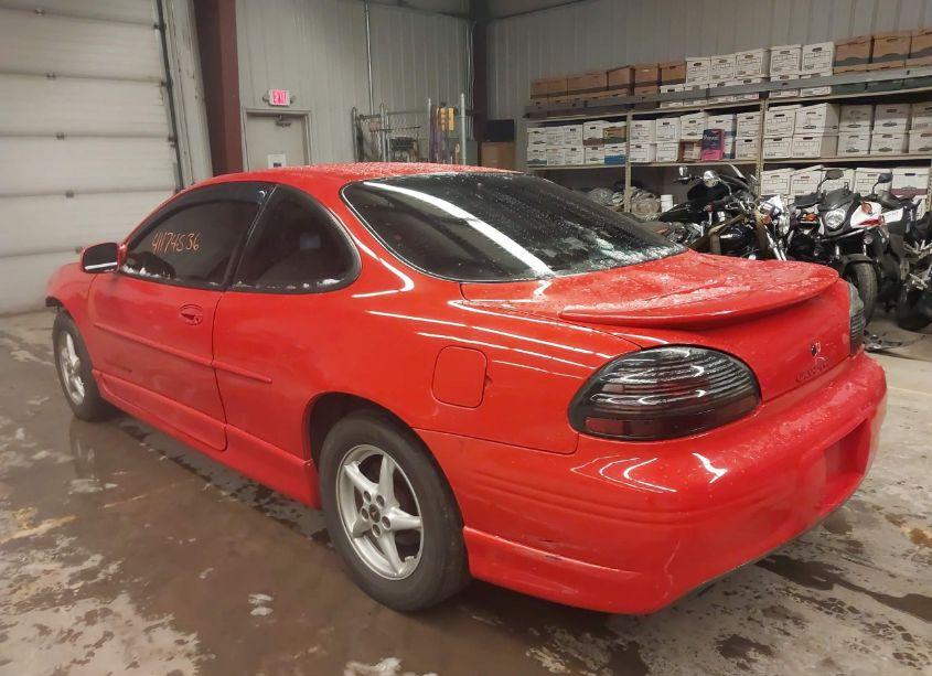 Photo 3 of 2000 Pontiac Grand PRIX GT (VIN 1G2WP12K6YF102829)