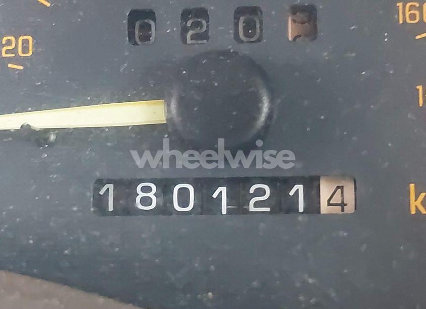 Photo 7 of 1997 Pontiac Grand PRIX GT (VIN 1G2WP12K8VF272234)