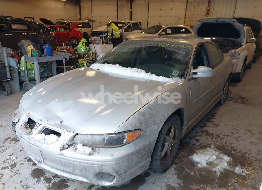 Photo 2 of 2001 Pontiac Grand PRIX GT (VIN 1G2WP52K21F174141)