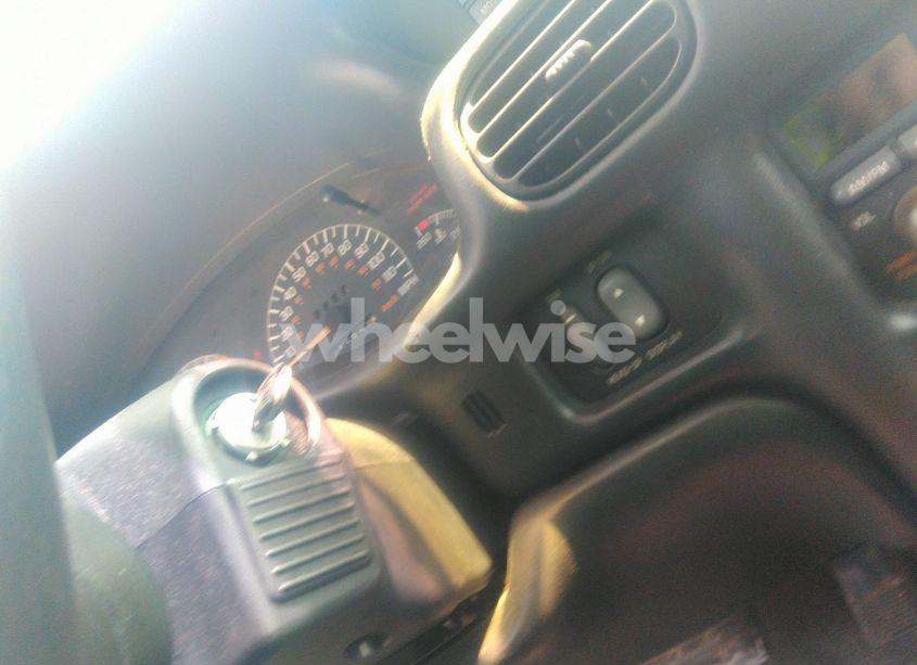 Photo 11 of 2002 Pontiac Grand PRIX GT (VIN 1G2WP52K42F177348)