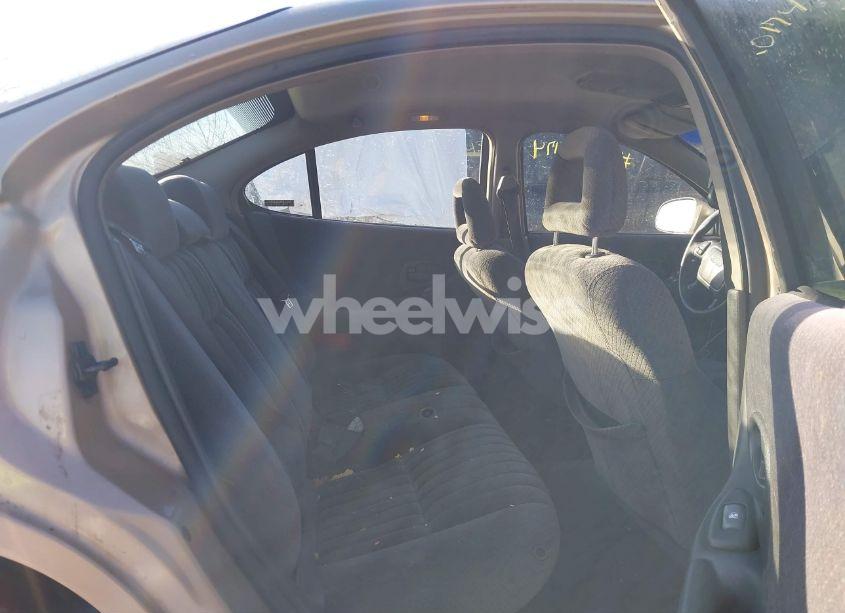 Photo 8 of 2000 Pontiac Grand PRIX GT (VIN 1G2WP52K4YF239467)