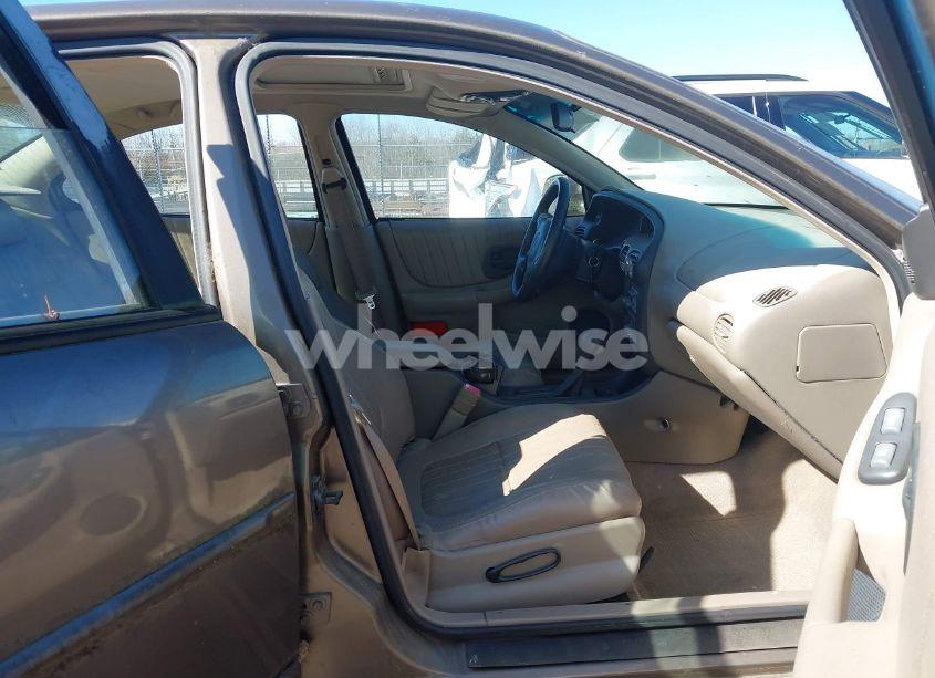 Photo 5 of 2001 Pontiac Grand PRIX GT (VIN 1G2WP52K71F120088)