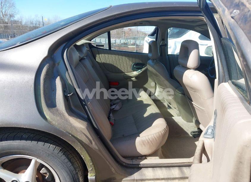 Photo 8 of 2001 Pontiac Grand PRIX GT (VIN 1G2WP52K71F120088)