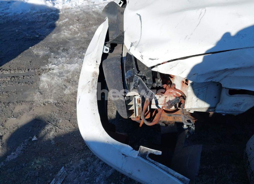 Photo 13 of 2002 Pontiac Grand PRIX GT (VIN 1G2WP52KX2F230599)