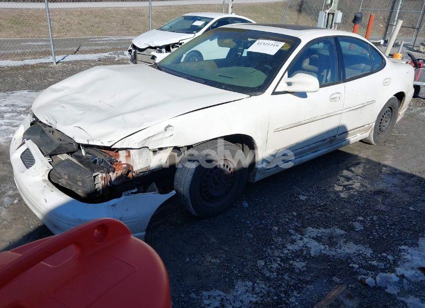 Photo 2 of 2002 Pontiac Grand PRIX GT (VIN 1G2WP52KX2F230599)