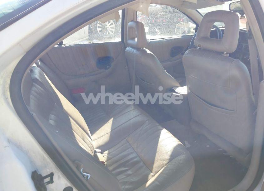 Photo 8 of 2002 Pontiac Grand PRIX GT (VIN 1G2WP52KX2F230599)