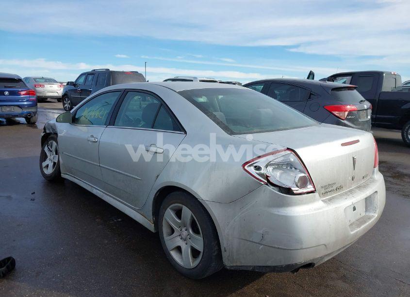 Photo 3 of 2010 Pontiac G6 (VIN 1G2ZA5E00A4117179)