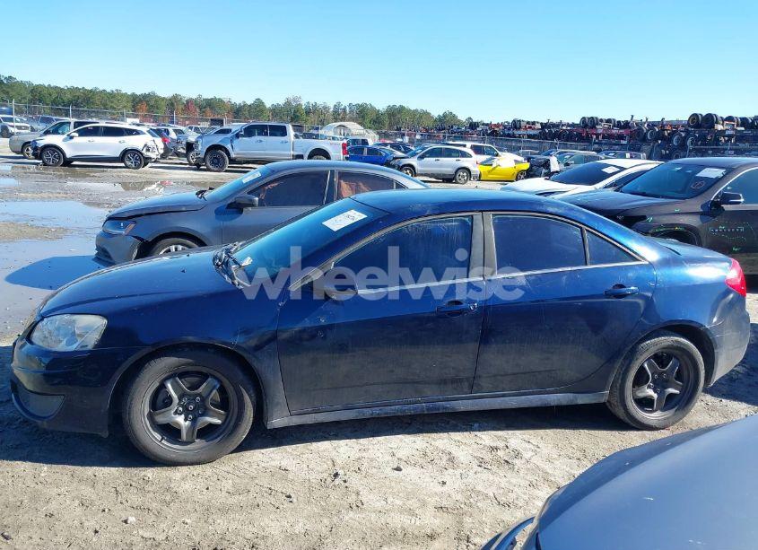 Photo 14 of 2010 Pontiac G6 (VIN 1G2ZA5E00A4145404)