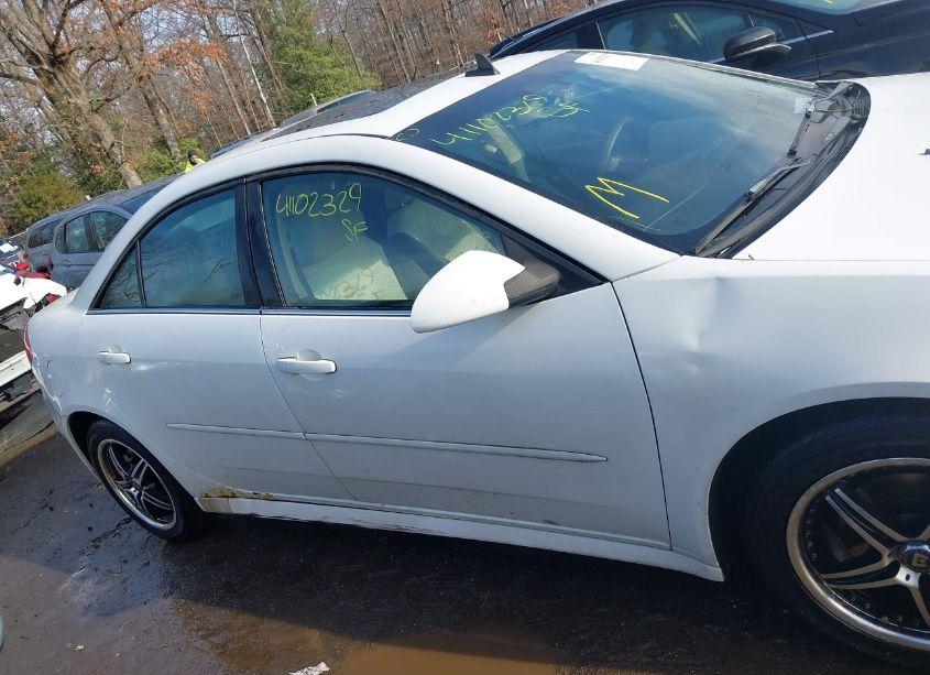 Photo 13 of 2010 Pontiac G6 (VIN 1G2ZA5E00A4153728)