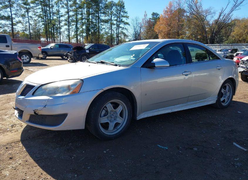Photo 2 of 2010 Pontiac G6 (VIN 1G2ZA5E03A4107018)