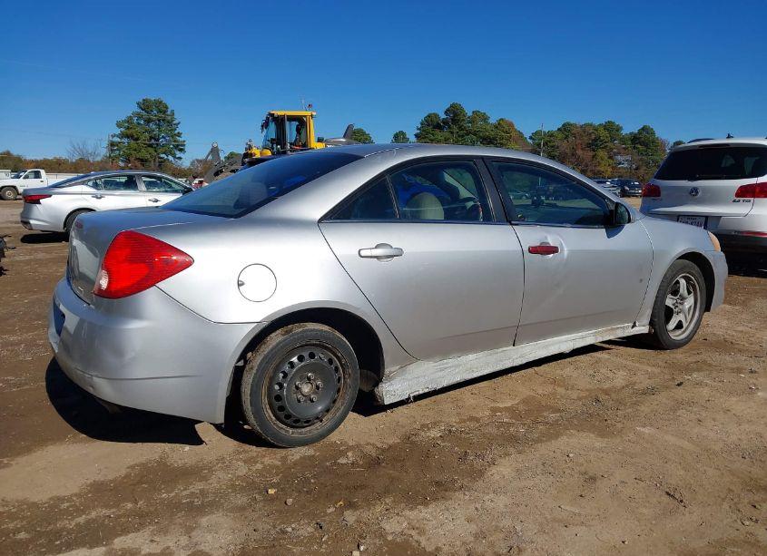 Photo 4 of 2010 Pontiac G6 (VIN 1G2ZA5E03A4107018)