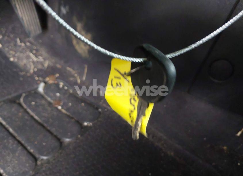 Photo 11 of 2010 Pontiac G6 (VIN 1G2ZA5E03A4126670)