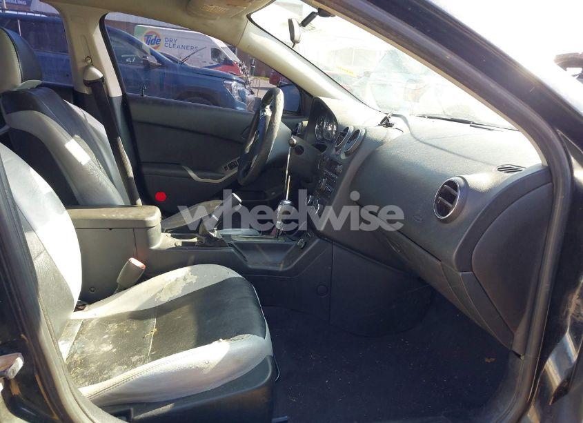 Photo 5 of 2010 Pontiac G6 (VIN 1G2ZA5E04A4113278)