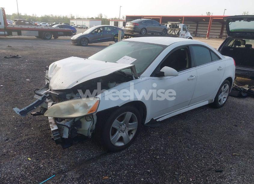 Photo 2 of 2010 Pontiac G6 (VIN 1G2ZA5E09A4125667)
