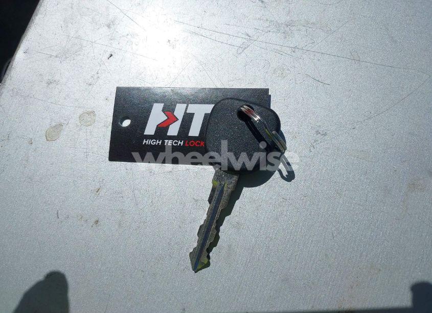 Photo 11 of 2010 Pontiac G6 (VIN 1G2ZA5E0XA4136645)