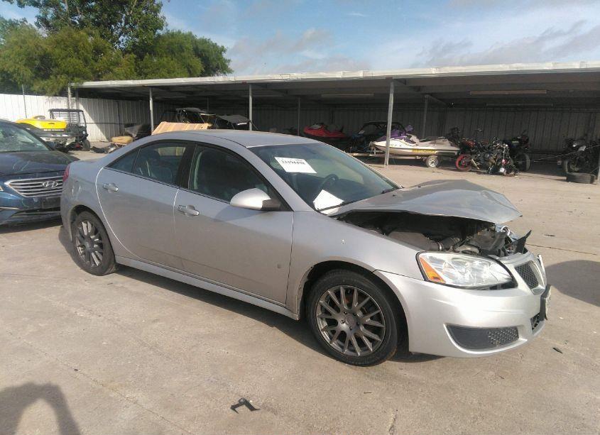 2010 Pontiac G6 (VIN 1G2ZA5EB7A4111381) main photo