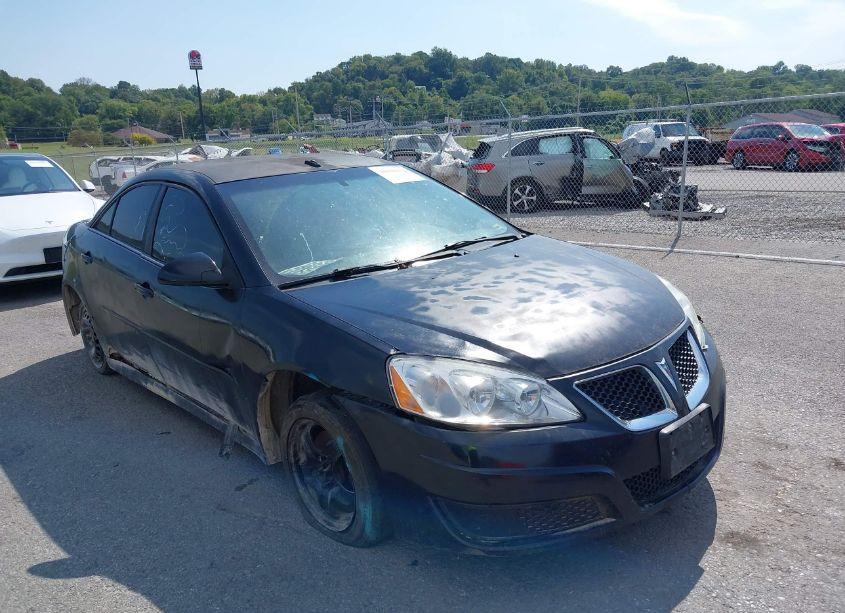 2010 Pontiac G6 (VIN 1G2ZA5EBXA4123458) main photo