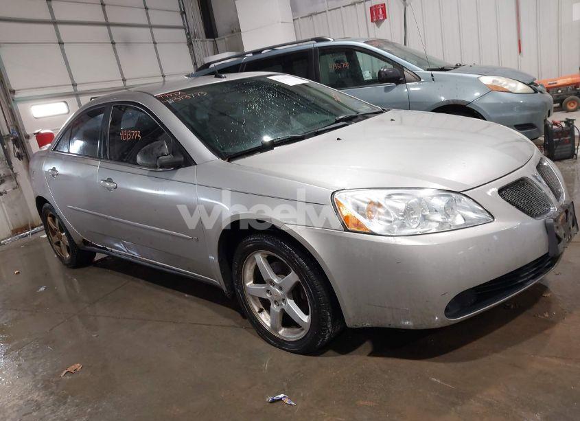 2008 Pontiac G6 (VIN 1G2ZG57N284285696) main photo