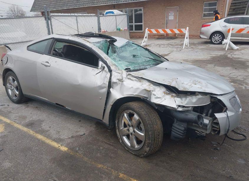 2007 Pontiac G6 GT (VIN 1G2ZH18NX74254490) main photo