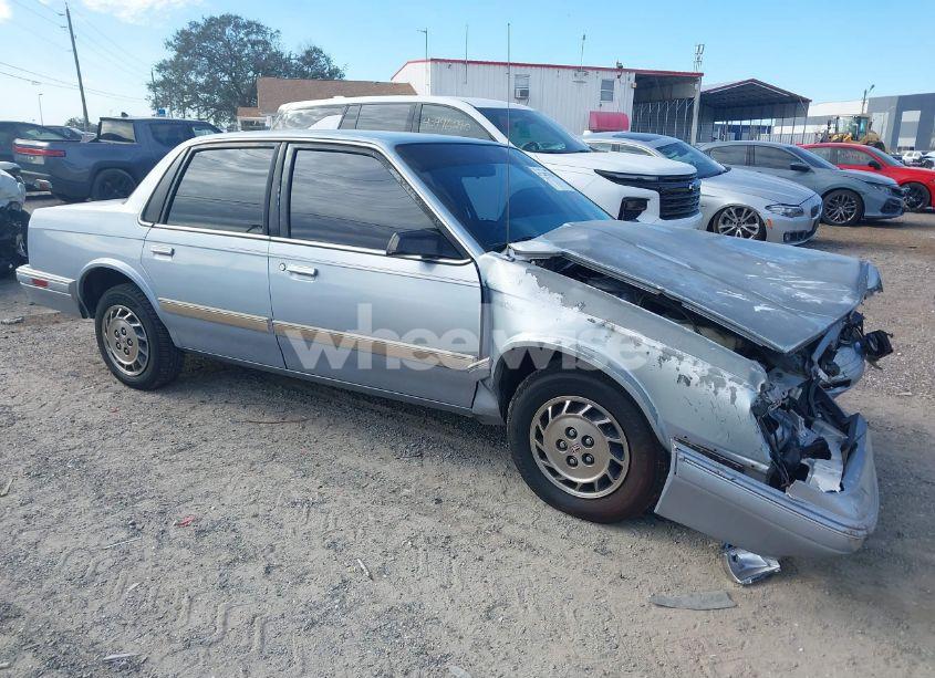 1995 Oldsmobile Ciera SL (VIN 1G3AJ55M6S6362893) main photo